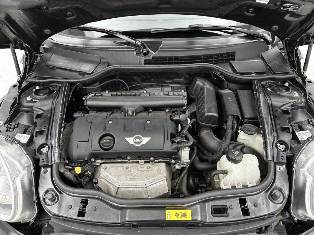 Mini Cooper Cabrio mini 1.6 | lmv | parkeer sensoren | leder | cruise contr