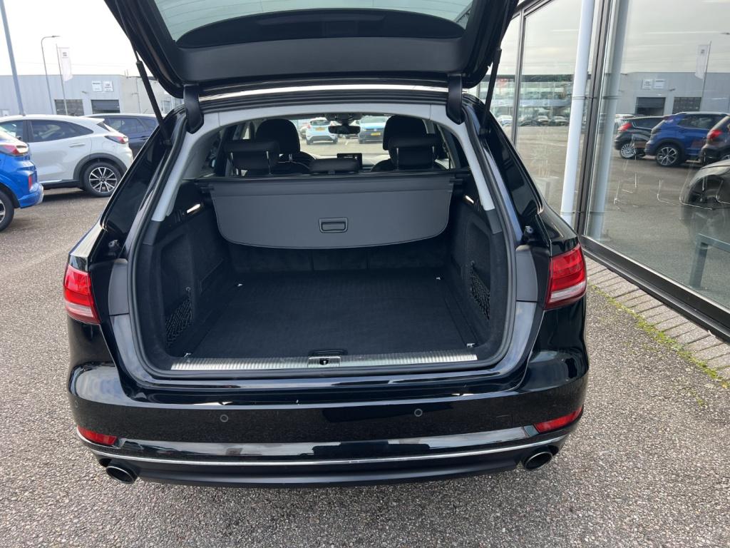 Audi A4 2.0 tfsi ultra 190pk s tronic design i cruise control