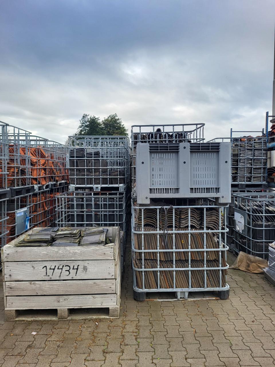 Dakpannen & gevelstenen te koop
