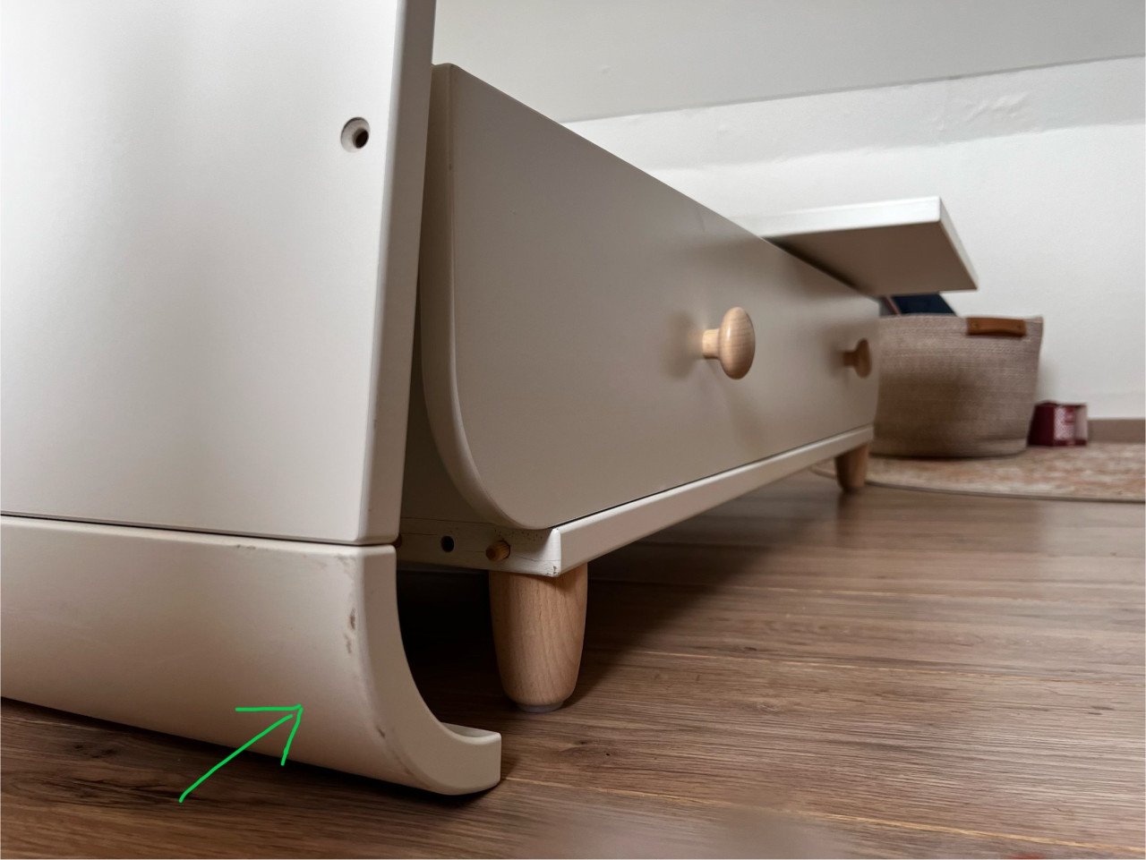 Babybedje + commode IKEA MYLLRA