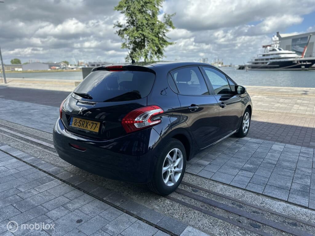 Peugeot 208 1.2 VTi Urban Soul Cruise km131.181 Nap 5Deurs BJ2013