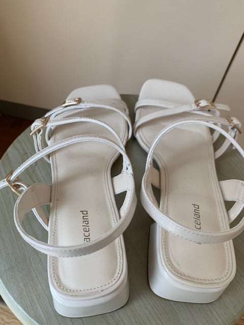 Sandalen maat 38