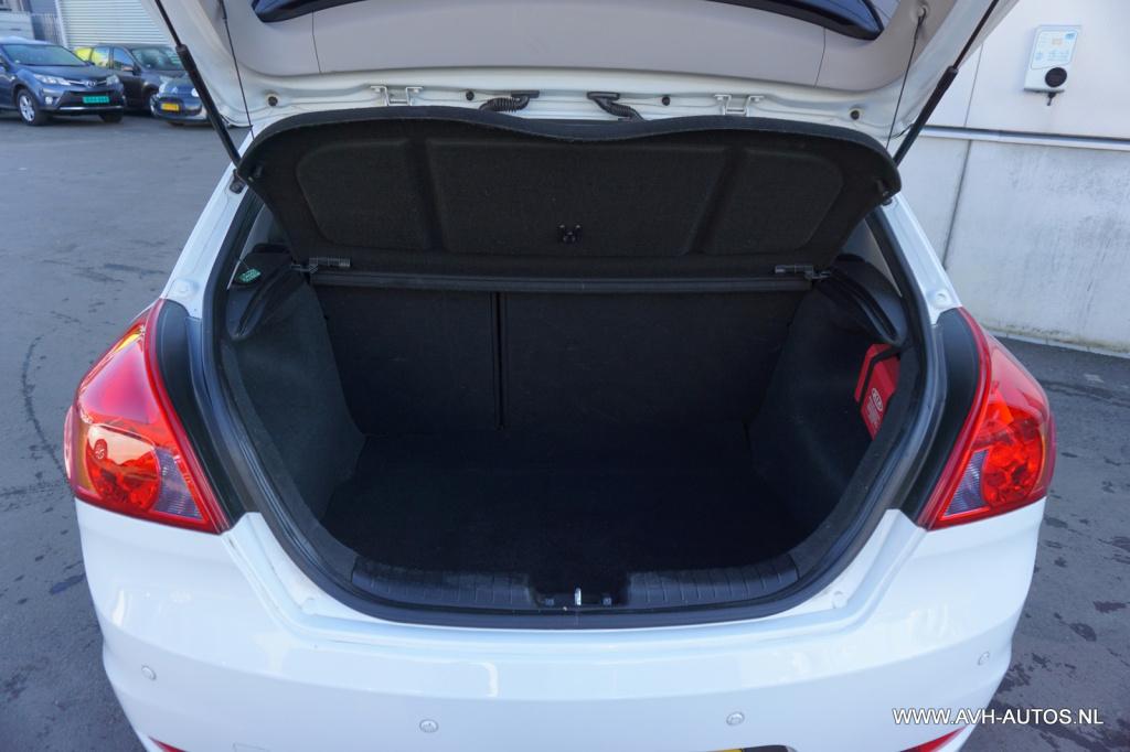 Kia Pro Cee D 1.4 cvvt