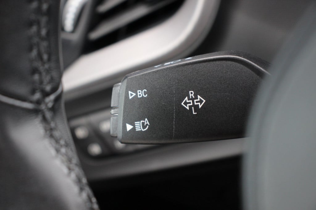 BMW 1 Serie 118i m-sport | digitale cockpit | leder | camera | dab