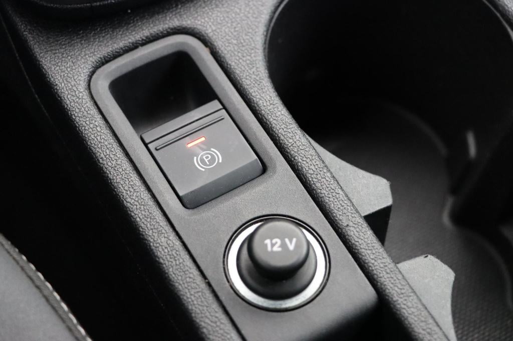 Audi A3 sportback 40 tfsi e s edition 204pk s-tronic