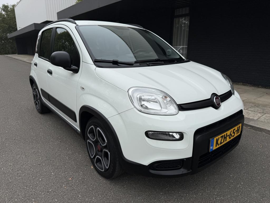 Fiat Panda 1.0 hybrid city life - carplay - android auto -