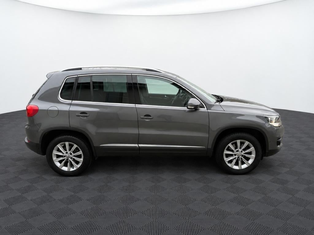 Volkswagen Tiguan 1.4 tsi sport&style