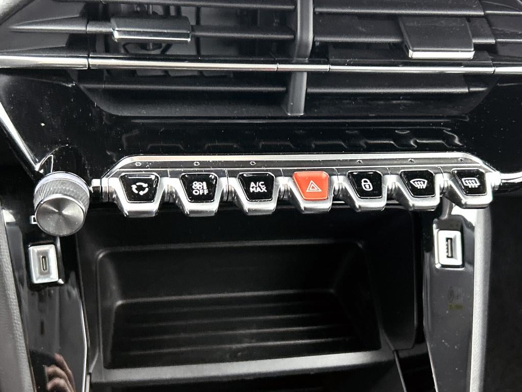 Peugeot 208 82 pk active pack | rijklaar | apple carplay | lichtmetalen vel