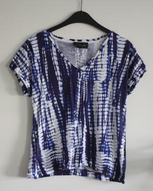Blauw witte shirt met vhals maat s