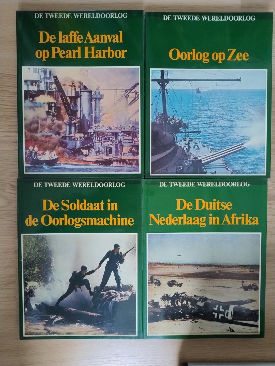 Complete serie boeken (25 delen) over de Tweede Wereld Oorlog