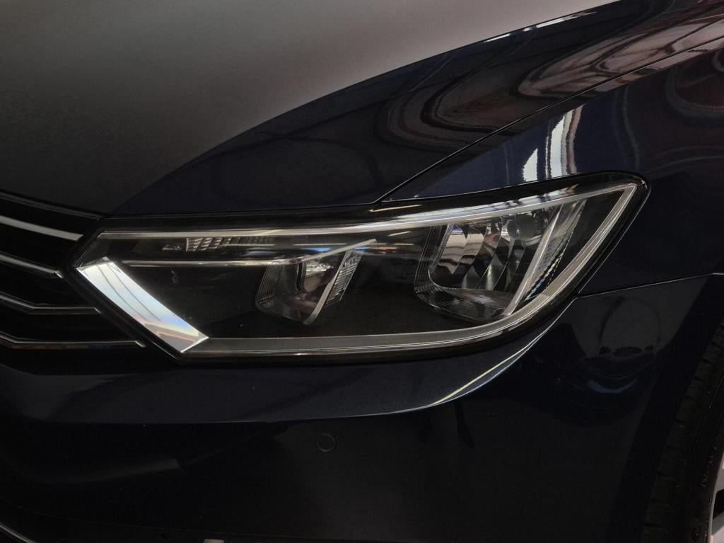 Volkswagen Passat variant 1.4 tsi comfortline / distributieriem vervangen