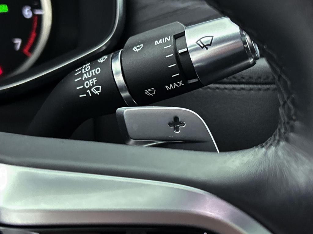 Jaguar XF 2.0 p250 hse | panoramadak | navigatie | apple carplay / android 