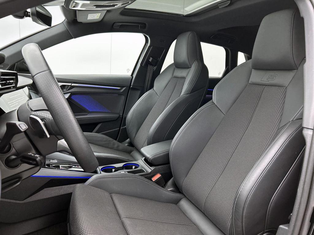 Audi A3 sportback 35 tfsi s edition | 2x s-line | panoramadak | sonos | mat