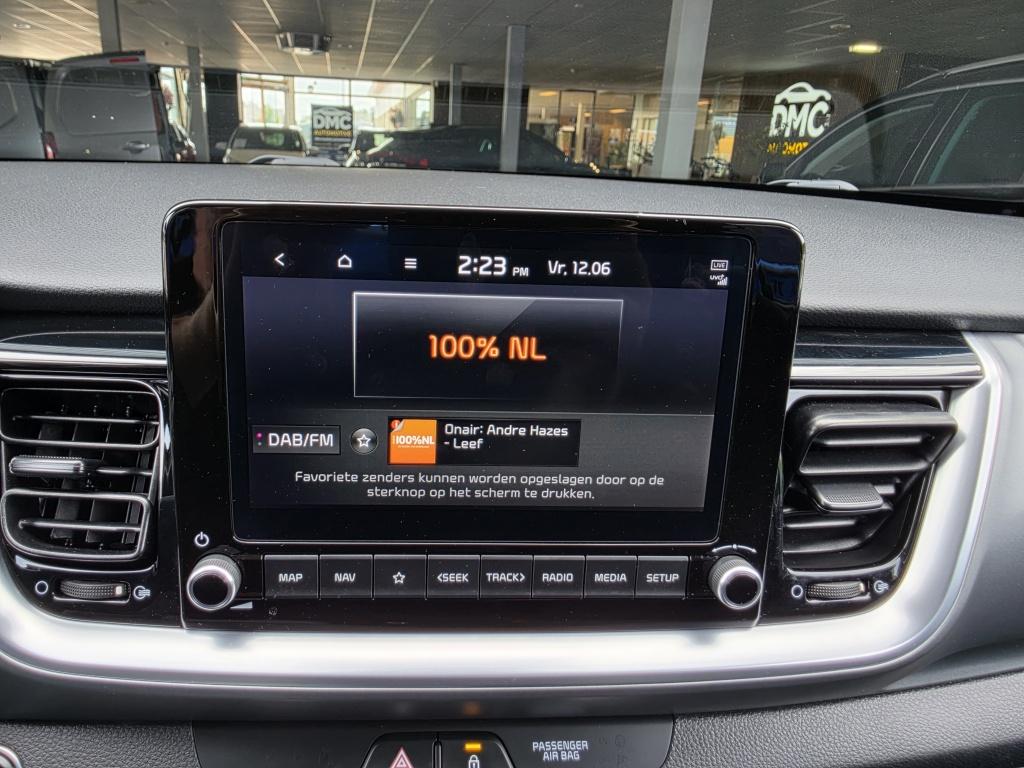 Kia Stonic 1.0 t-gdi mhev dyn+line | lane ass | cruise | clima | navi | lm