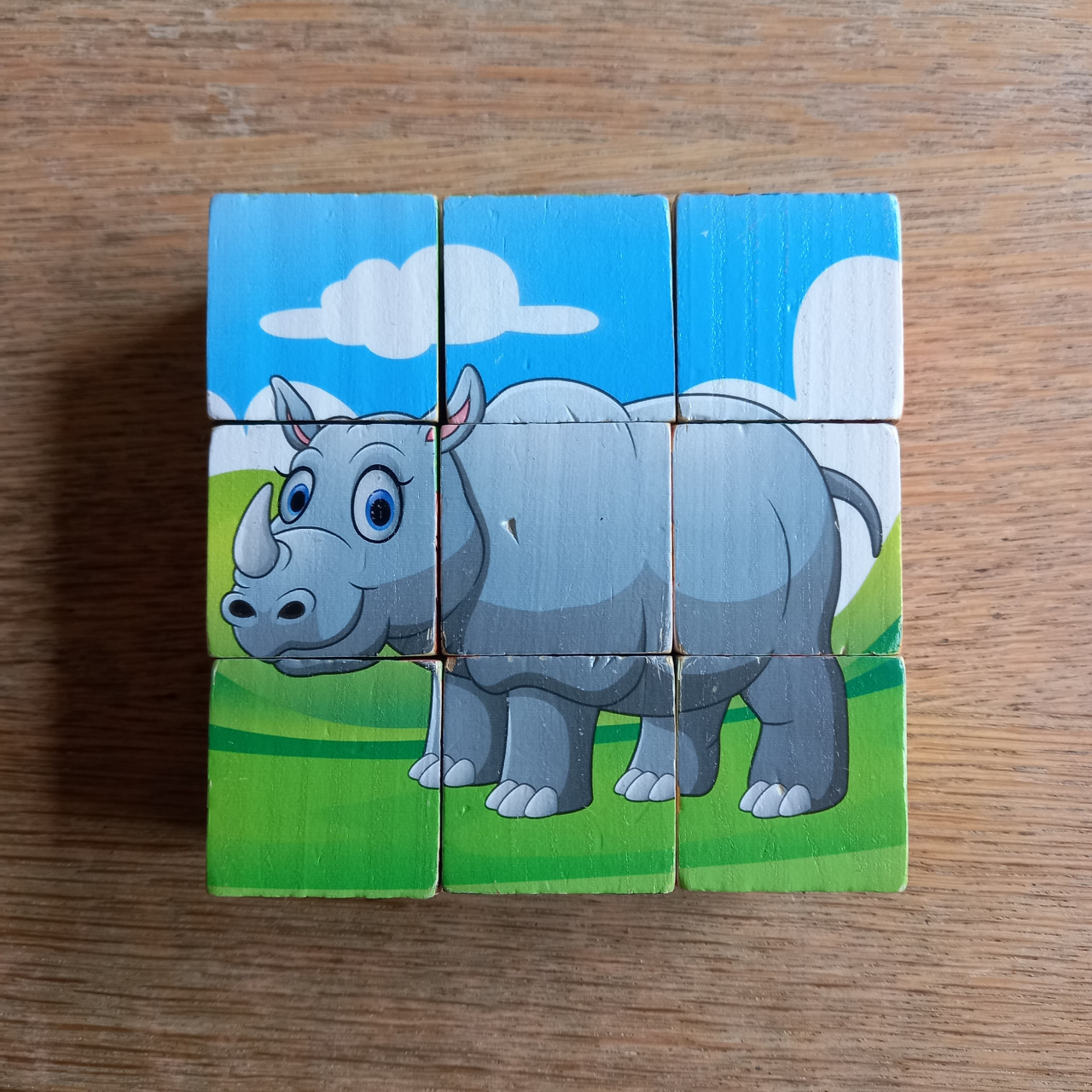 3 blokpuzzels met ieder 6 verschillende afbeeldingen