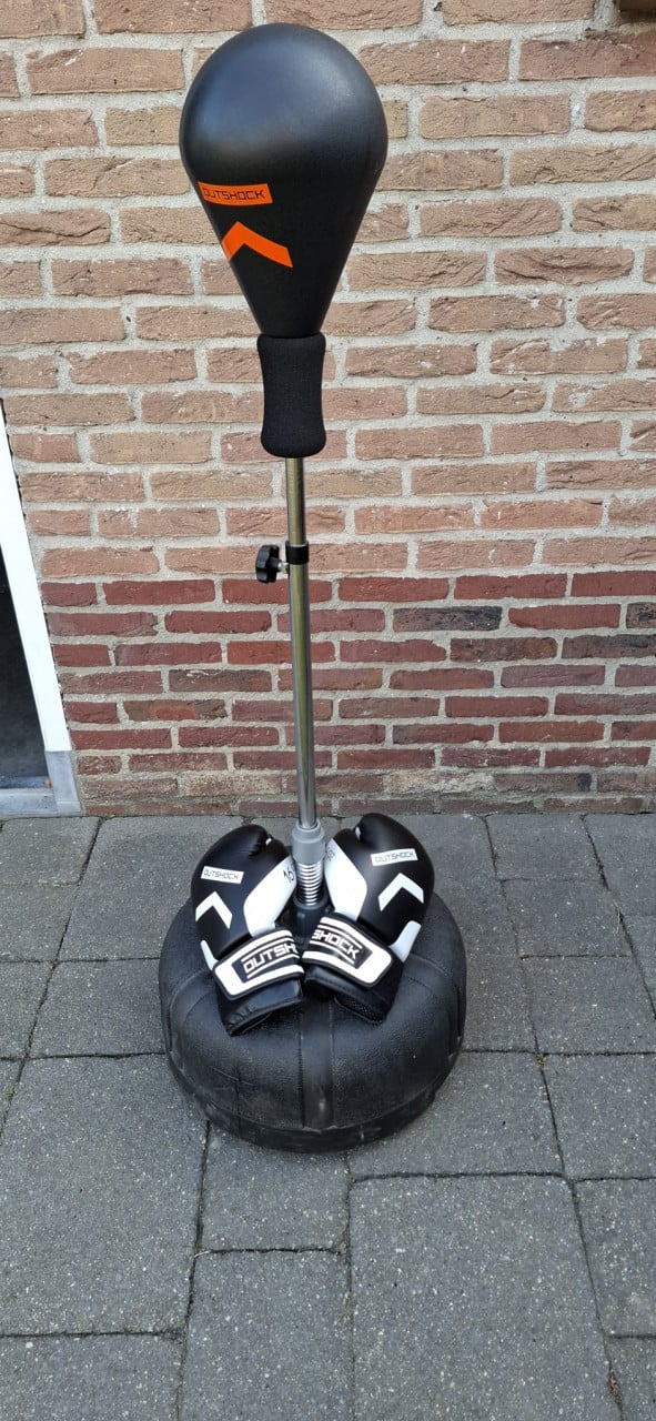 Boksbal + handschoenen