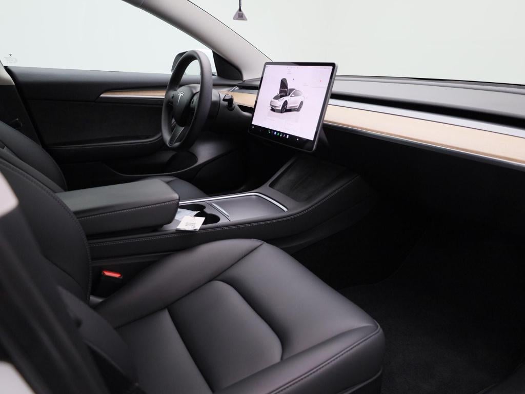 Tesla Model 3 long range rwd 75 kwh | trekhaak | warmtepomp | automaat | pa
