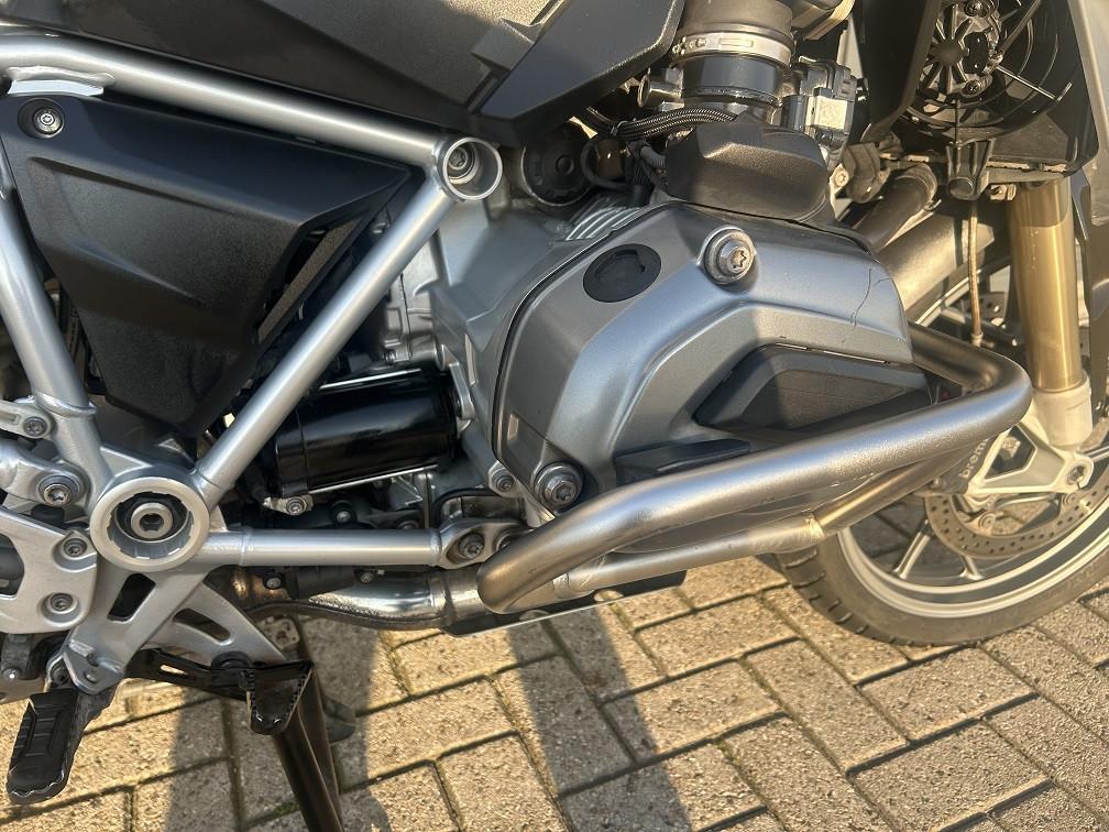 BMW R1200GS LC uit 2014 met 86dkm, full option, kofferset, rijklaar €8950,-