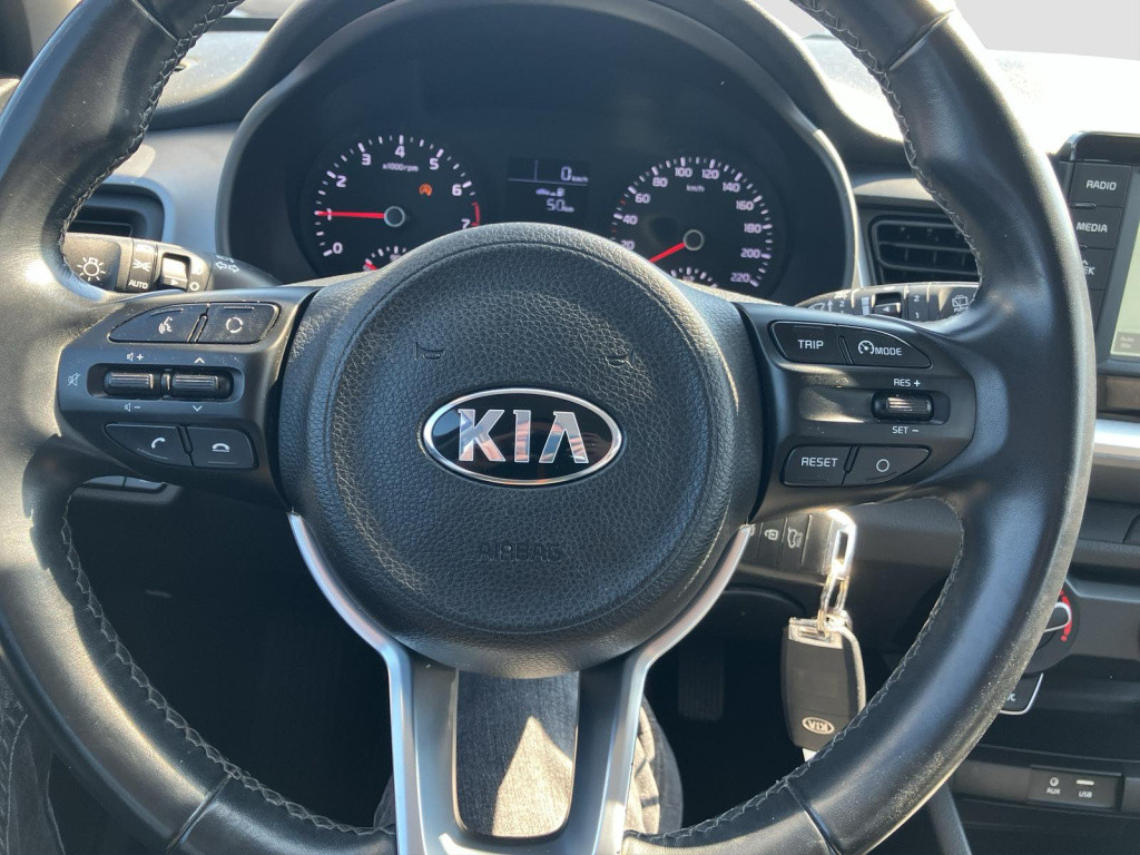 Kia Stonic 1.0 t-gdi dynamicline | navigatie | parkeercamera | two-tone |