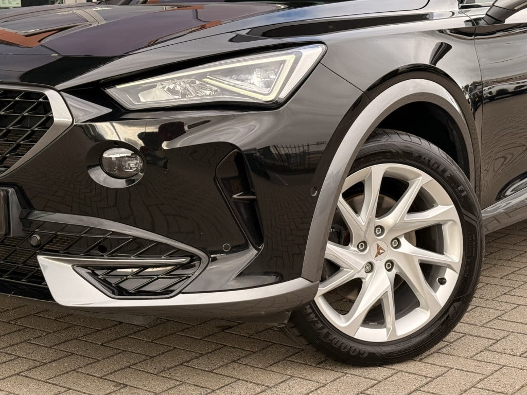 Cupra Formentor 1.5 tsi | acc | beats | apple carplay | achteruitrijcamera 