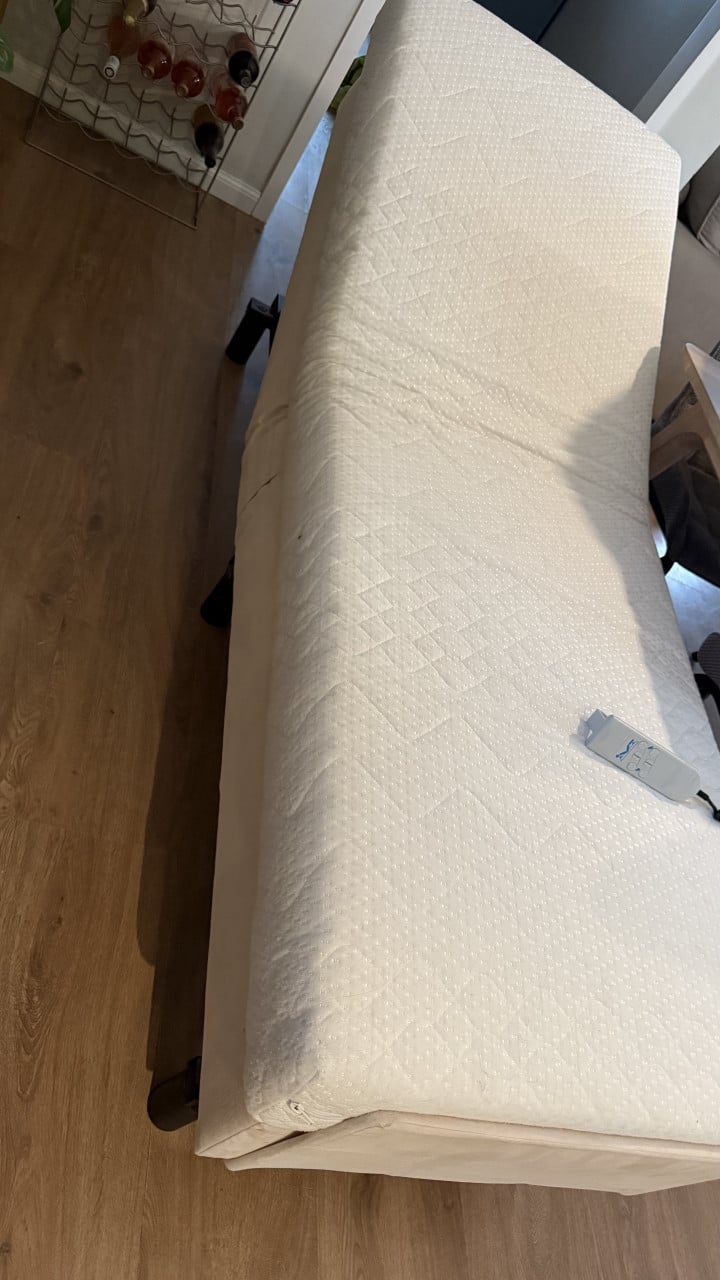 Electrische twijfelaar boxspring