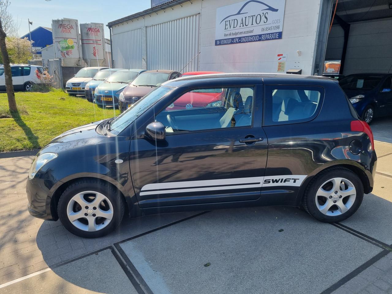 Suzuki Swift 1.3 Exclusive | 2e Eigenaar | Keyless