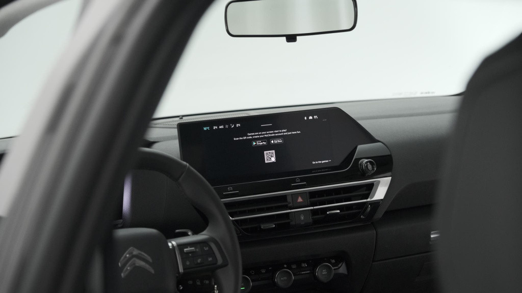 Citroen C4 X puretech 130 eat8 plus | camera | stoelverwarming | apple carp