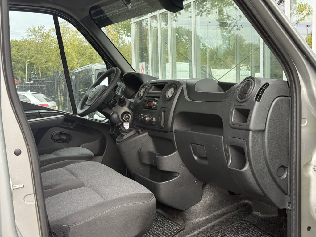 Renault Master t35 2.3 dci l2h2 energy | trekhaak | camera | airco | pdc