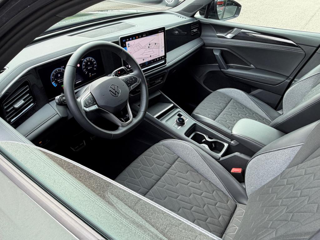 Volkswagen Tiguan 1.5 etsi 150pk dsg goal | trekhaak | 360 camera | iq ligh