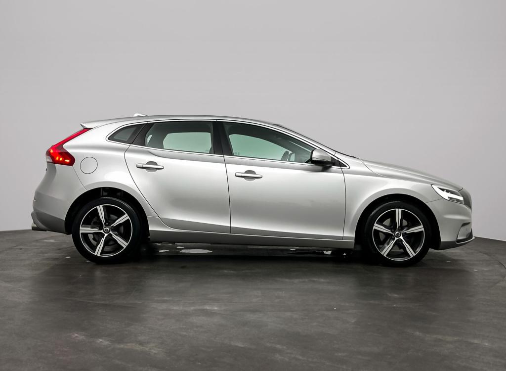 Volvo V40 1.5 t2 r-design