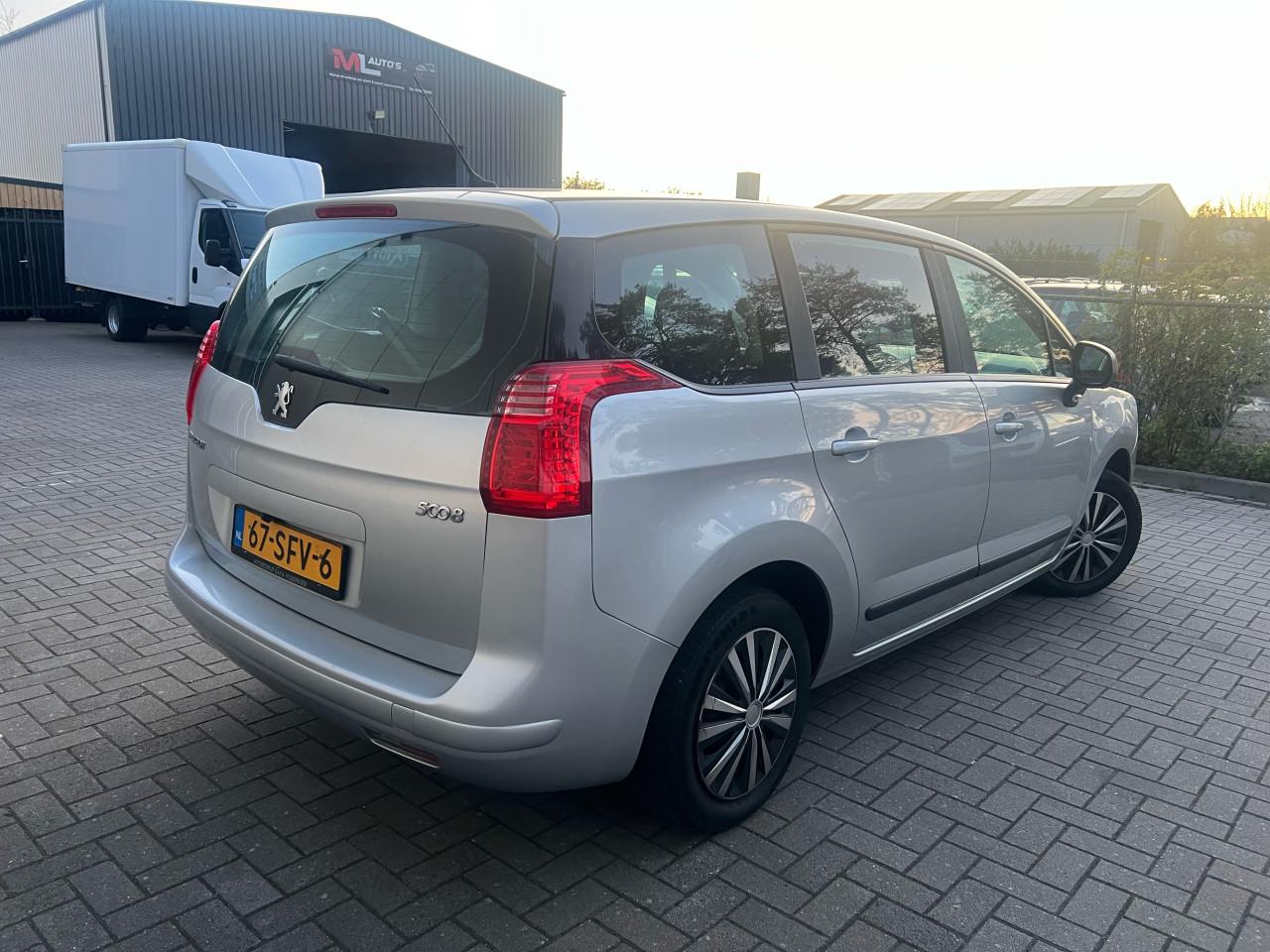 Peugeot 5008 1.6VTI Blue Lease 7 zitter