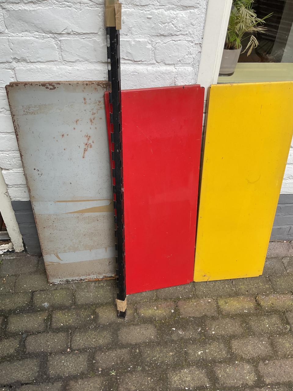 Vintage metalen wandrek