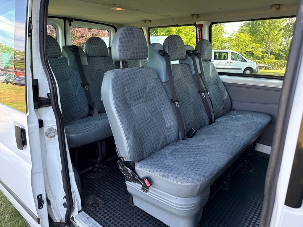 Ford Transit kombi 300s 2.2 tdci shd