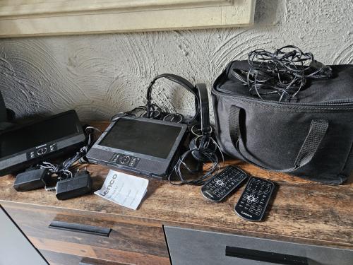 Mooie Lenco DVP-938 X2 draagbare DVD-spelers met accessoires