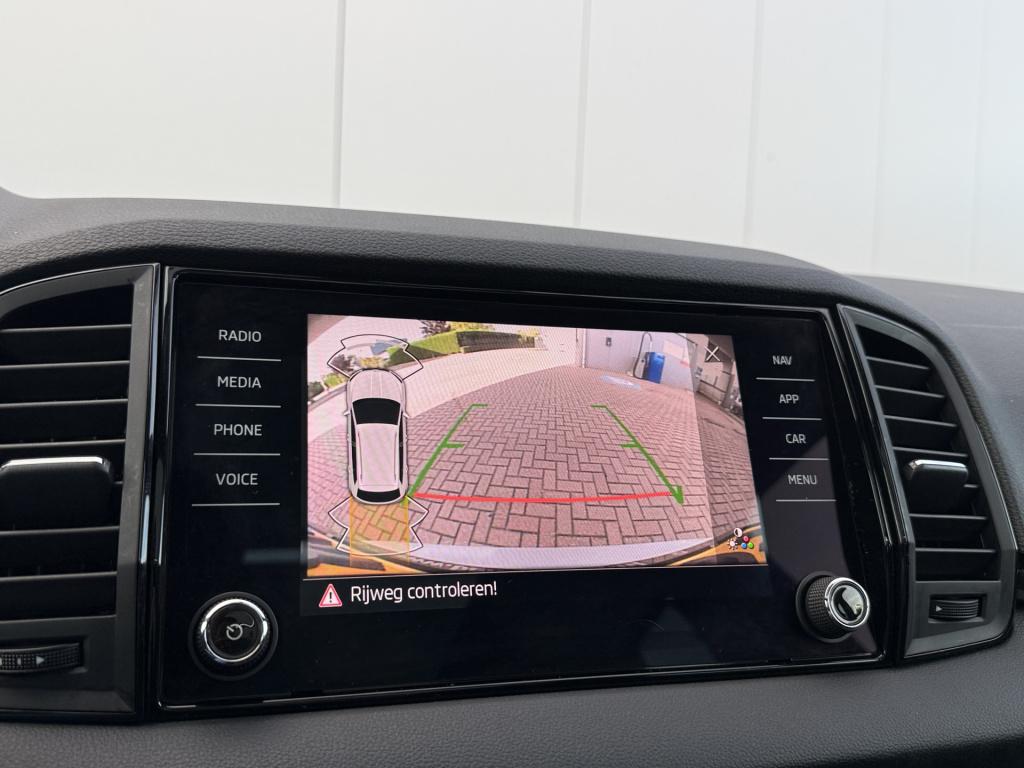 Skoda Karoq 1.5 tsi 150pk act dsg sportline | pano dak | acc | camera