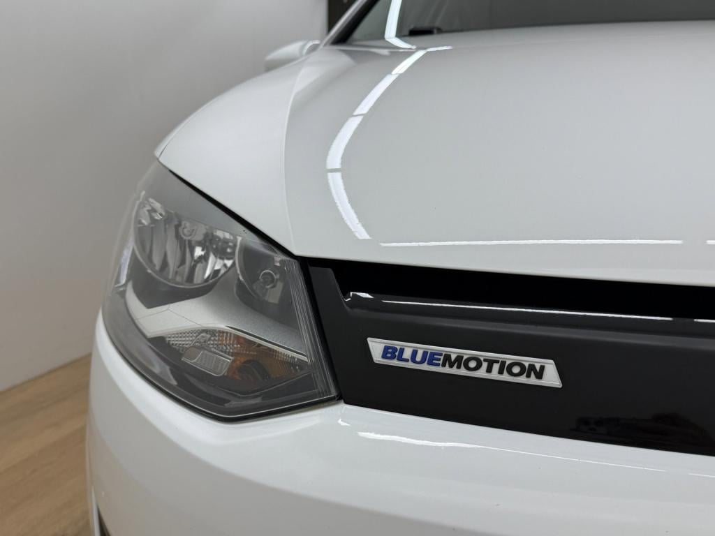 Volkswagen Polo occasion 1.0 bluemotion connected series | wit | tweedehand