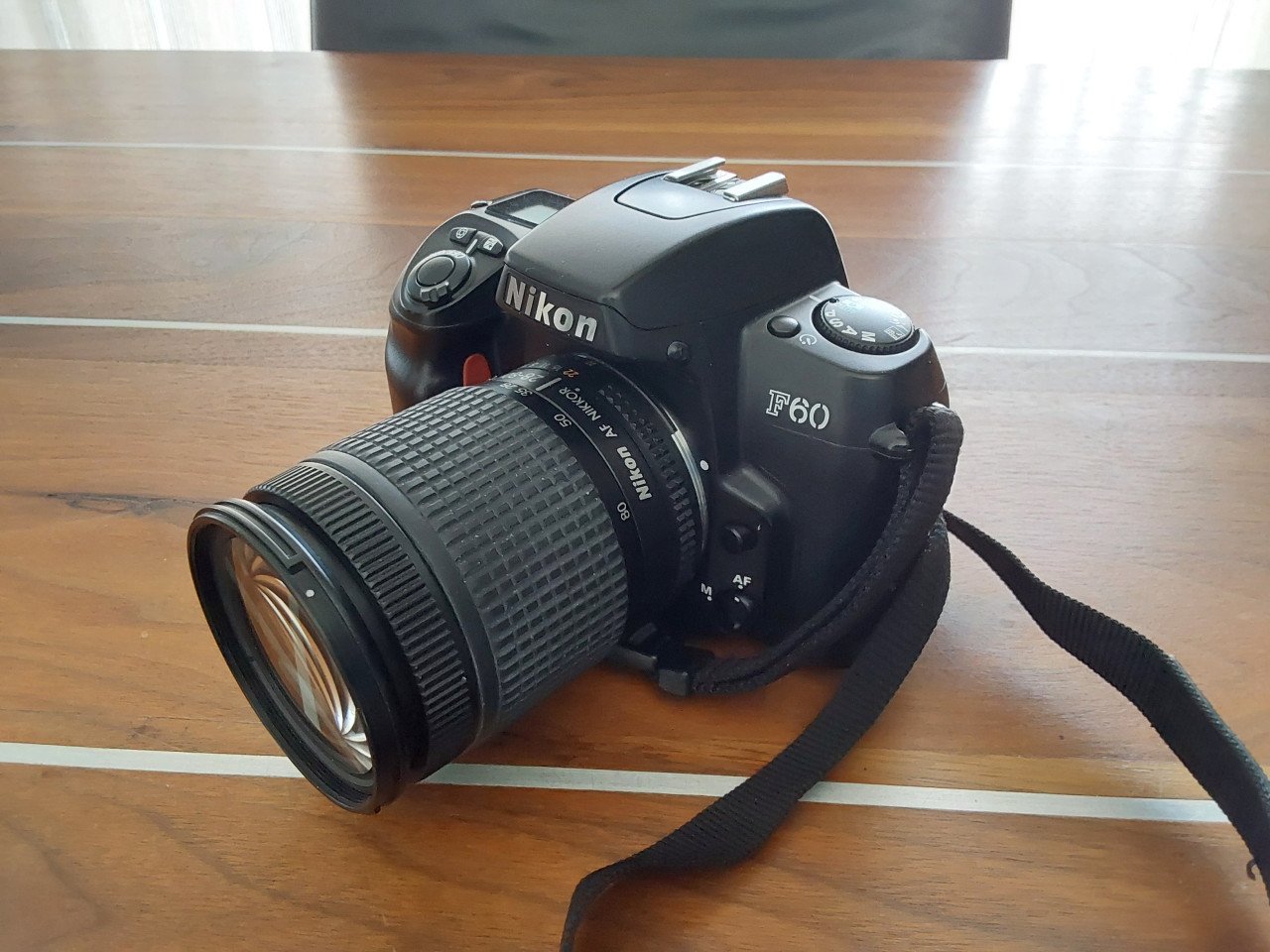 Nikon f60 analoog