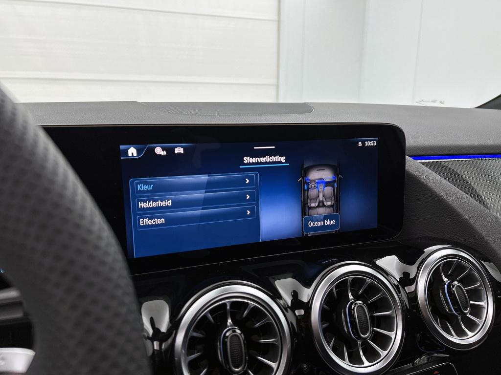 Mercedes-Benz B-Klasse 180 business solution amg | nightpakket | smartphone