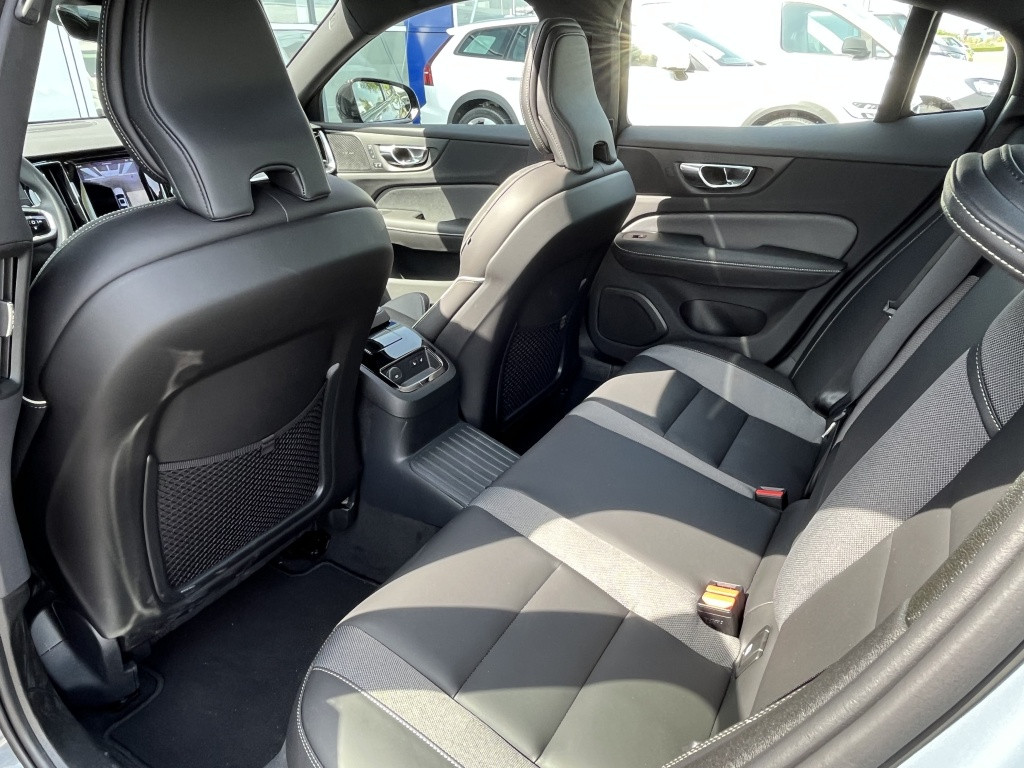 Volvo S60 t8 455pk ultimate dark | full options !! new prijs €68700,-