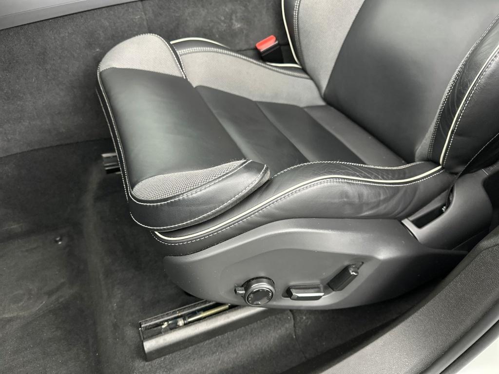 Volvo XC60 t8 390pk recharge r-design| pano| 360camera| trekhaak| h&k sound