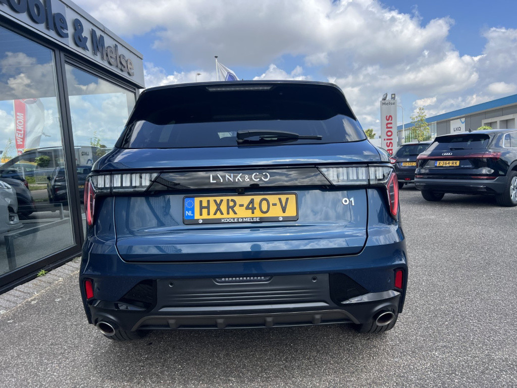 Lynk & Co 01 1.5 261pk plug in hybrid , panodak , 360gr camera , adaptive c