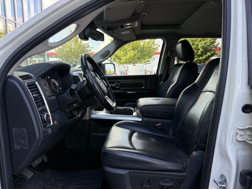 Dodge Ram 1500 5.7 v8 4x4 quad cab 6'4 laramie | lage bijtelling | dakraam 
