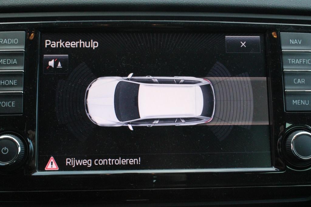 Skoda Octavia combi elegance business 1.4 tsi grt eleg bns