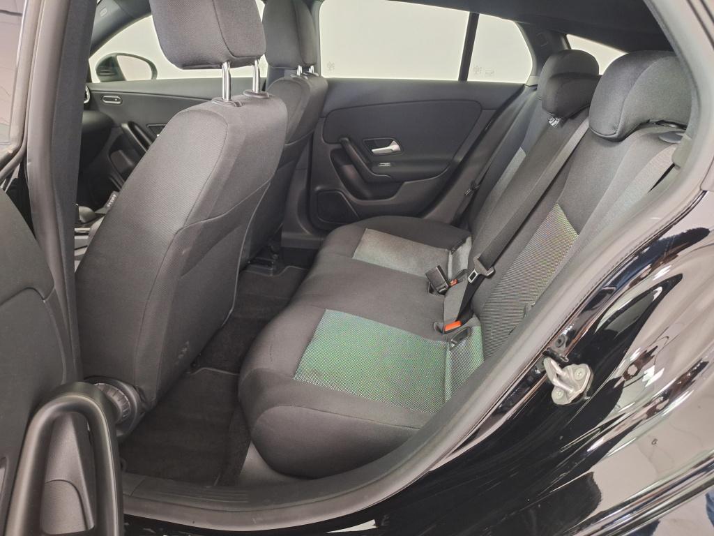 Mercedes-Benz Cla shooting brake 180 business sol. | panoramadak | stoelver
