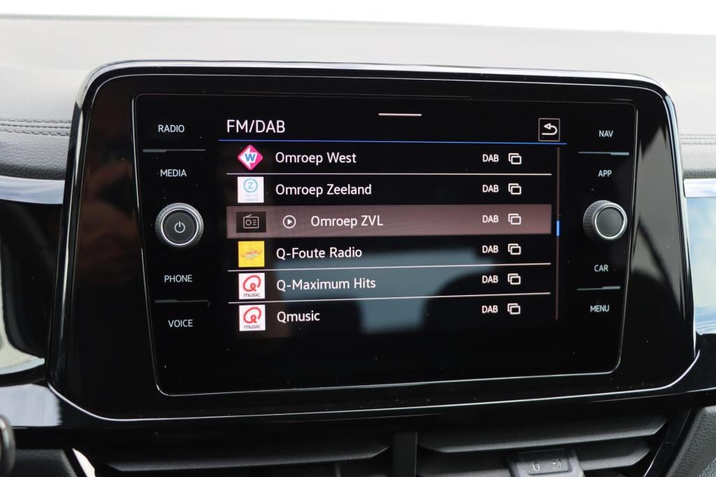 Volkswagen T-roc 1.5 tsi r-line 150pk dsg7