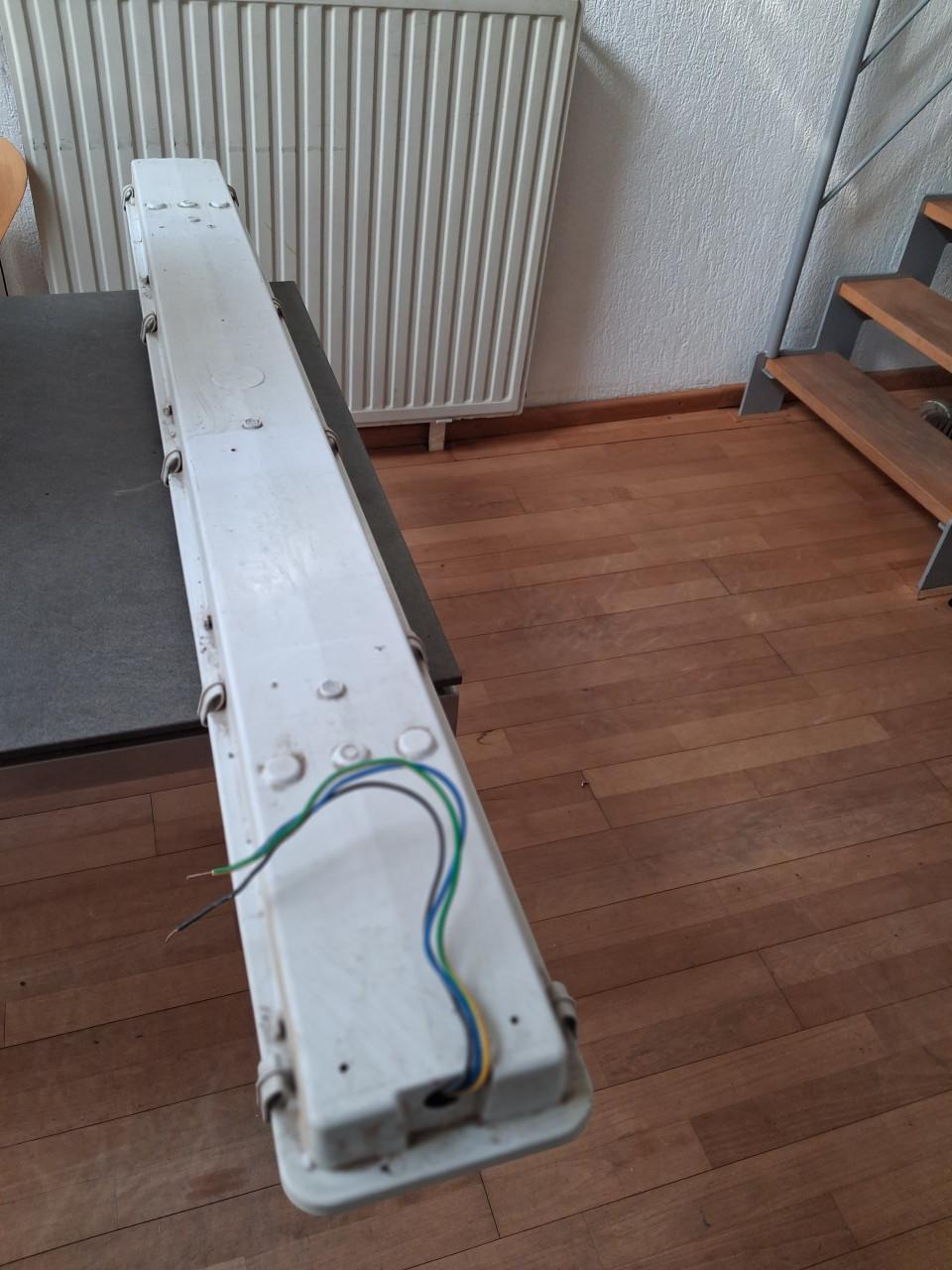 TL- armatuur voor garage 2 stuks