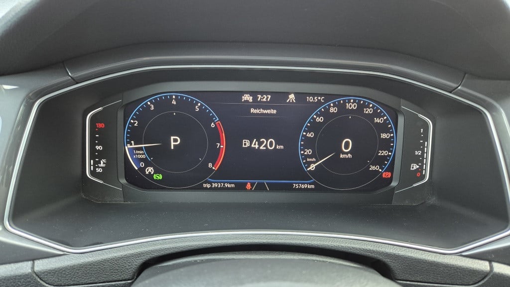 Volkswagen T-roc 1.5 tsi sport*navi*clima*led*lane ass*vitrual*18 inch*auto