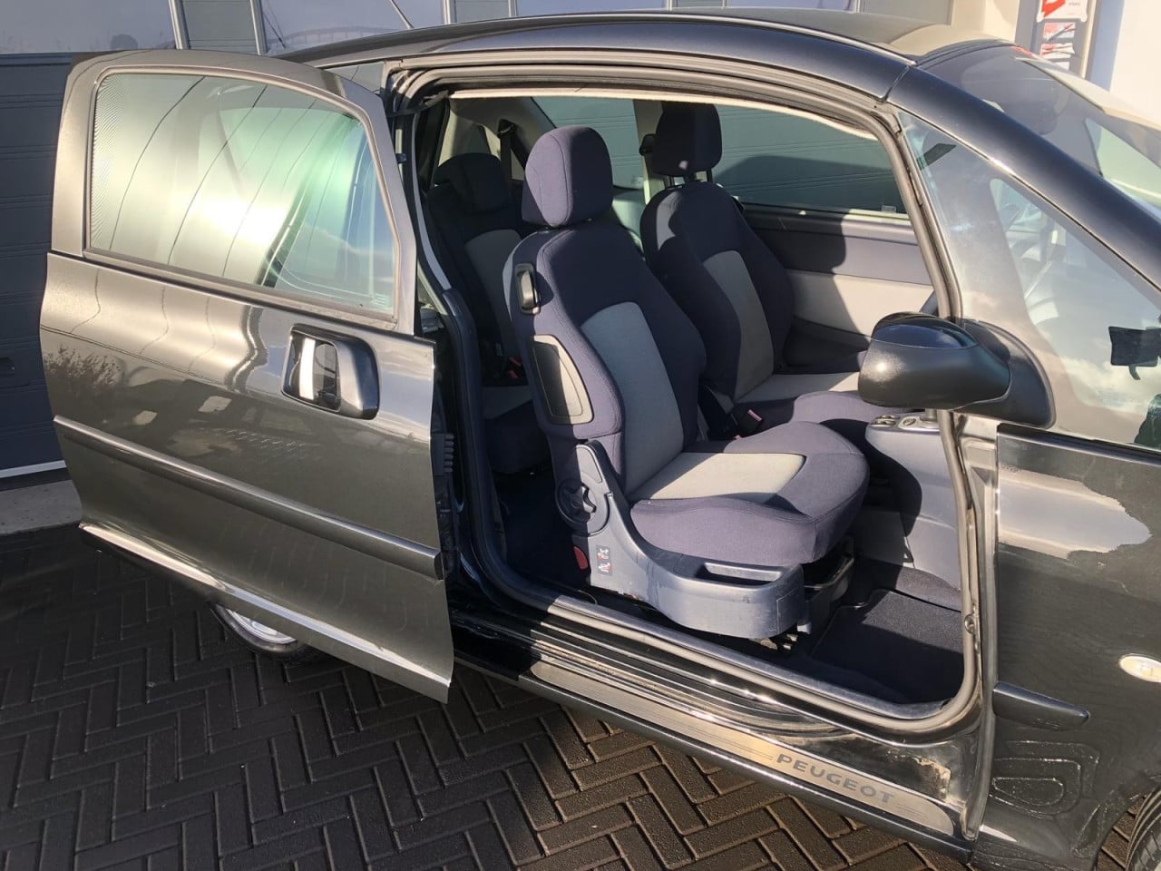 Peugot 1007 1.6 Sporty automaat