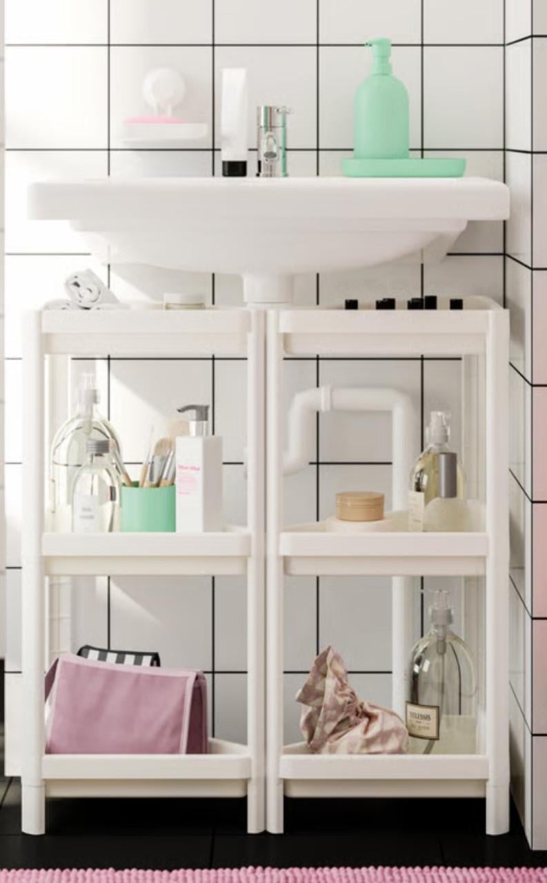 Open hoekkastje badkamer