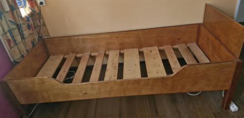 Stevig Houten Ledikant 80 x 200